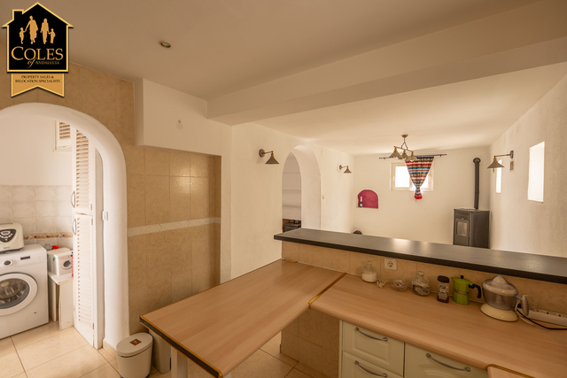 MOJ4V17: Villa for Sale in Mojácar, Almería