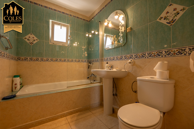 MOJ4V17: Villa for Sale in Mojácar, Almería