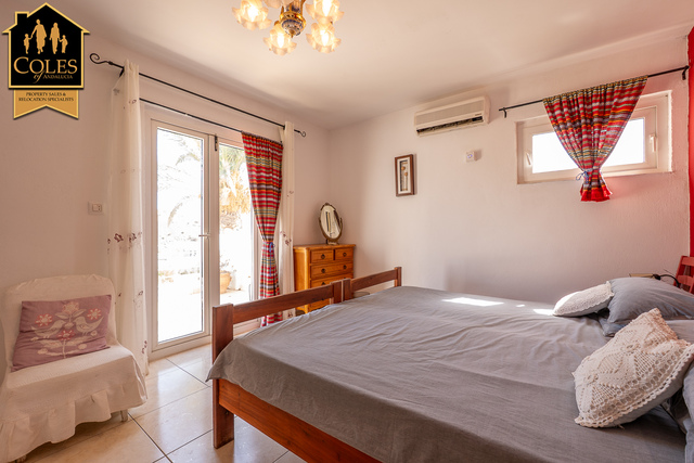 MOJ4V17: Villa for Sale in Mojácar, Almería
