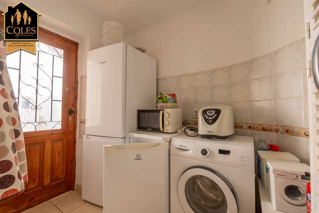 MOJ4V17: Villa for Sale in Mojácar, Almería