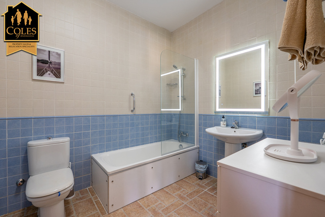 ARB3VHU24: Villa for Sale in Arboleas, Almería