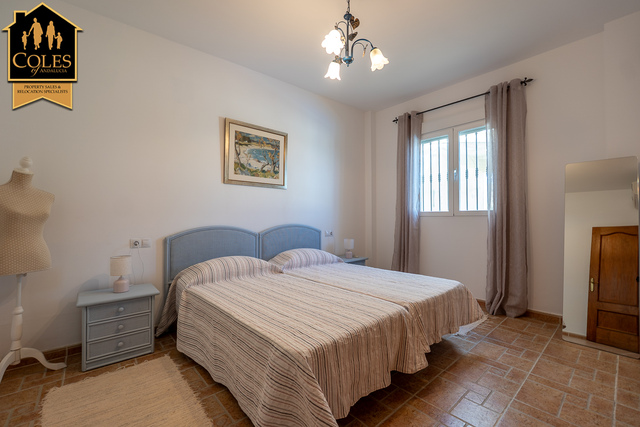 ARB3VHU24: Villa for Sale in Arboleas, Almería