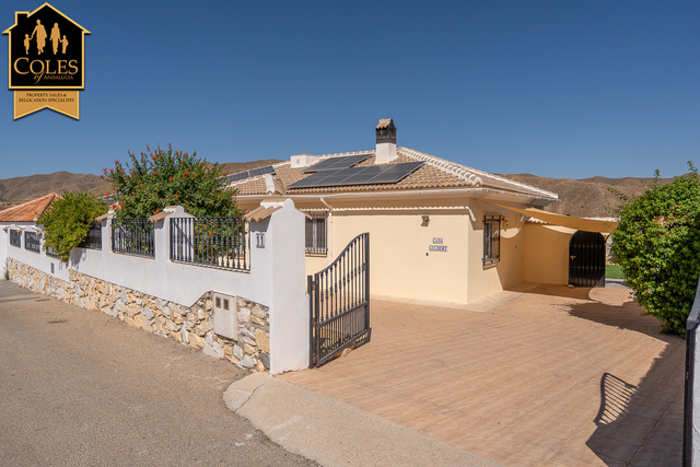ARB3VHU24: Villa for Sale in Arboleas, Almería