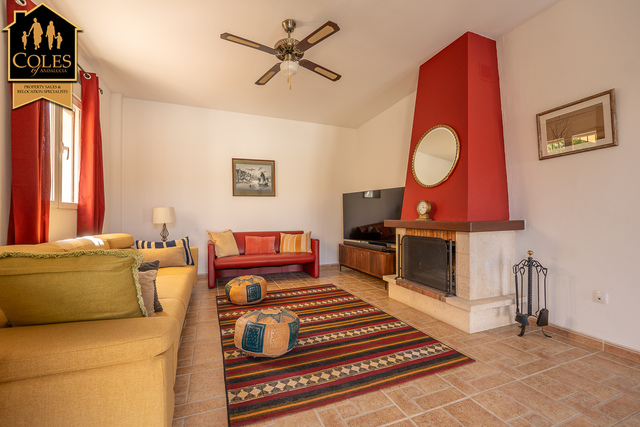 ARB3VHU24: Villa for Sale in Arboleas, Almería