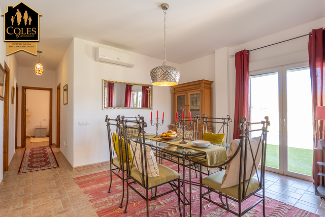 ARB3VHU24: Villa for Sale in Arboleas, Almería