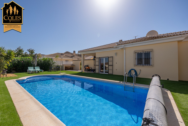 ARB3VHU24: Villa for Sale in Arboleas, Almería