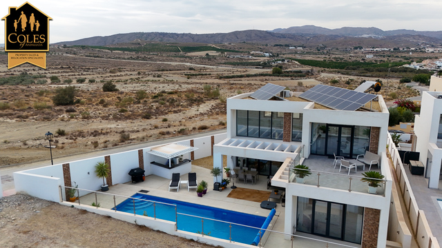 GAL3VHN18: Villa for Sale in Los Gallardos, Almería