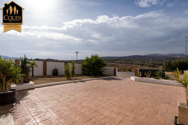 GAL3VHN18: Villa for Sale in Los Gallardos, Almería