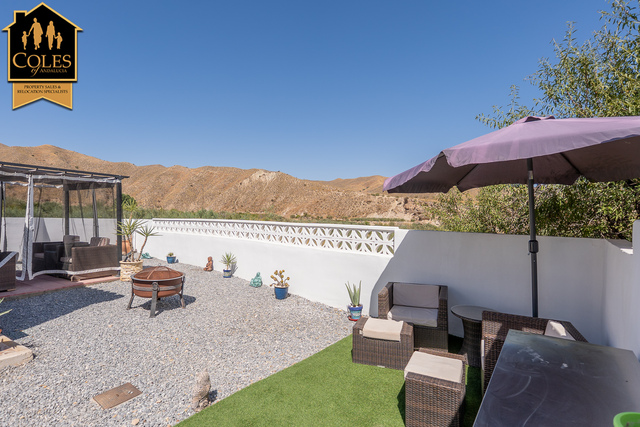 ARB2VHU06: Villa for Sale in Arboleas, Almería