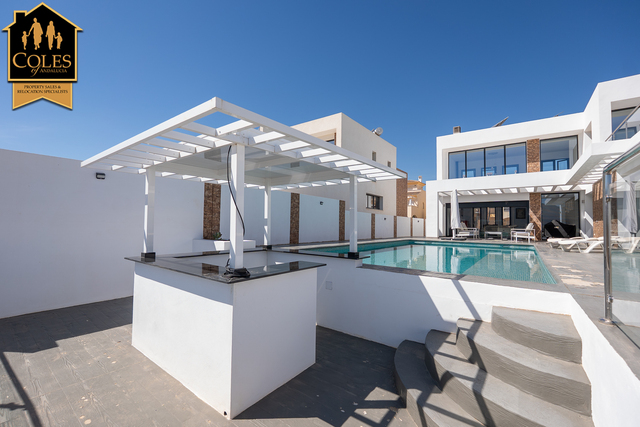 GAL3VHN17: Villa for Sale in Los Gallardos, Almería