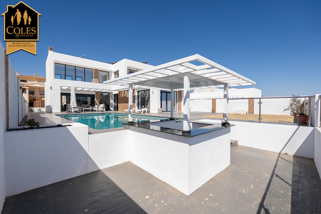 GAL3VHN17: Villa for Sale in Los Gallardos, Almería