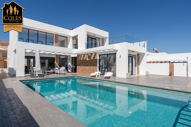 GAL3VHN17: Villa for Sale in Los Gallardos, Almería