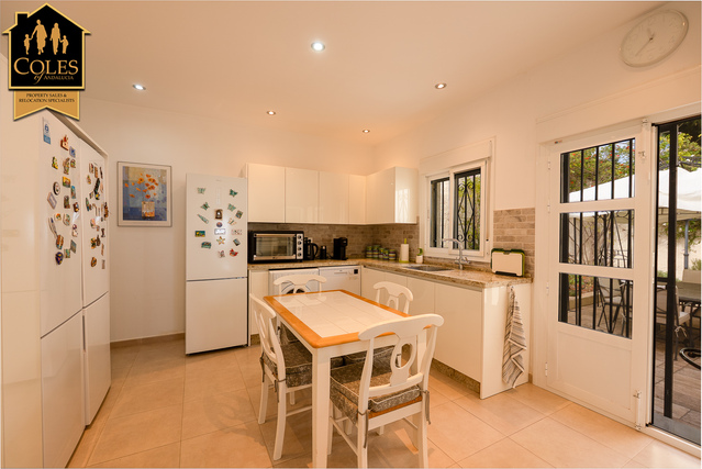 CGR4V01: Villa for Sale in Turre, Almería