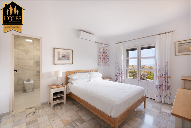 CGR4V01: Villa for Sale in Turre, Almería