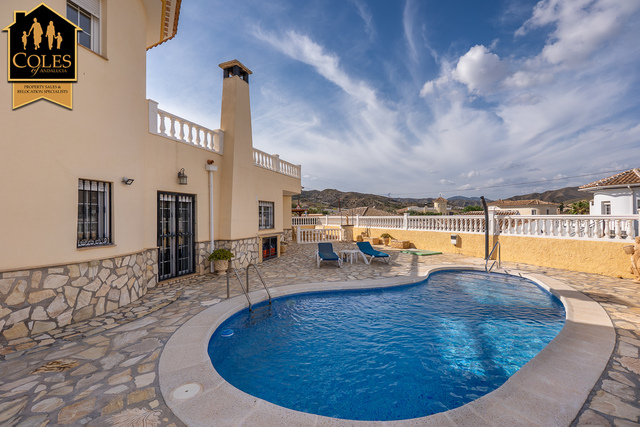 ARB3VRQ09: Villa for Sale in Arboleas, Almería