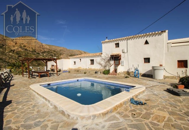 4 Bedroom Cortijo in Bedar