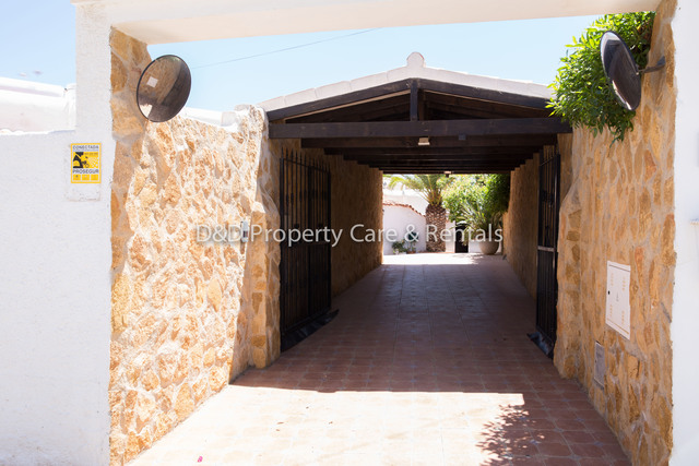 DD022: Villa for Rent in Mojácar Playa, Almería