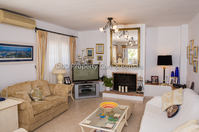 DD024: Villa for Rent in Mojácar Playa, Almería