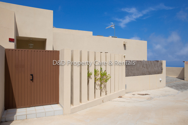 DD031: Villa for Rent in La Parata (Mojacar), Almería