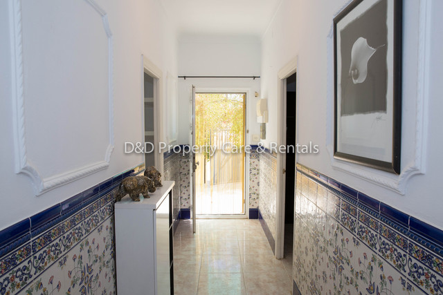 DD040: Villa for Rent in carr. nacional, Almería