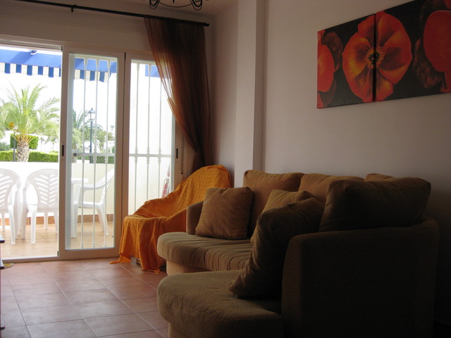 AOO5 LOAT: Apartment for Rent in Mojácar Playa, Almería