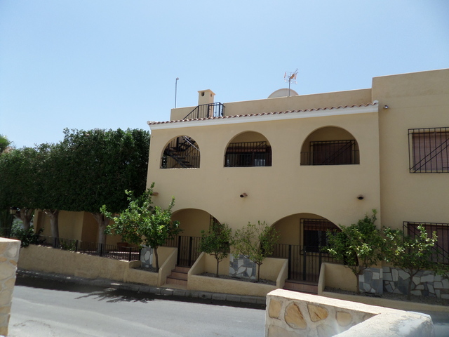 V001 BOR: Villa for Rent in Mojácar Playa, Almería