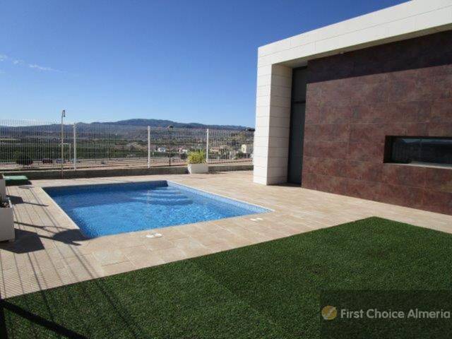 2067B: Villa for Sale in Antas, Almería