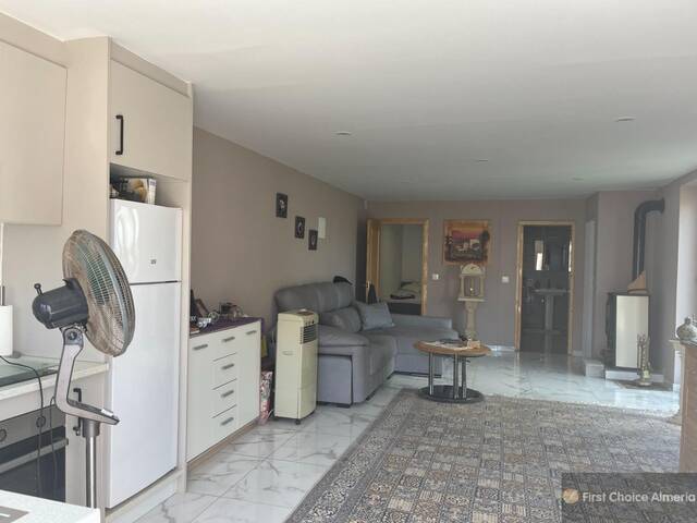 903-3247: Villa for Sale in Mojácar, Almería