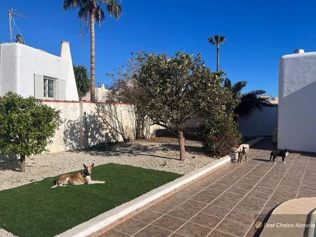 908-3248: Villa for Sale in Cuevas del Almanzora, Almería