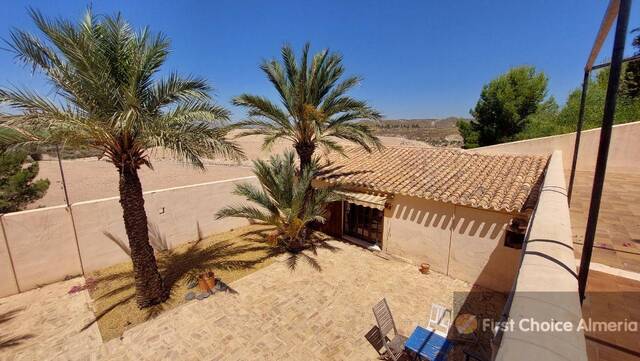 821-3156: Villa for Sale in Cuevas del Almanzora, Almería