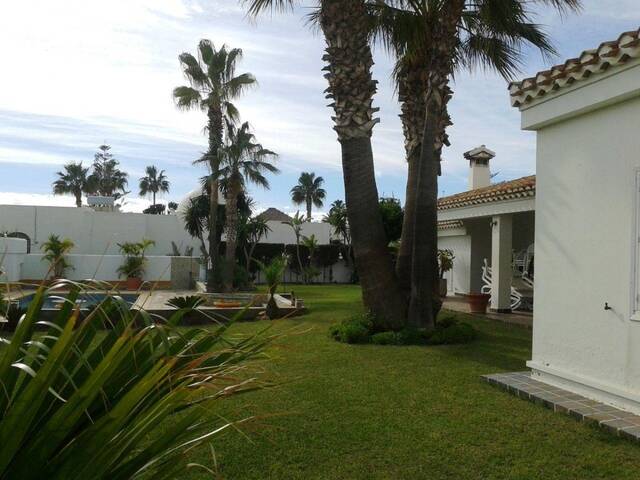 2452E: Villa for Sale in Mojácar, Almería