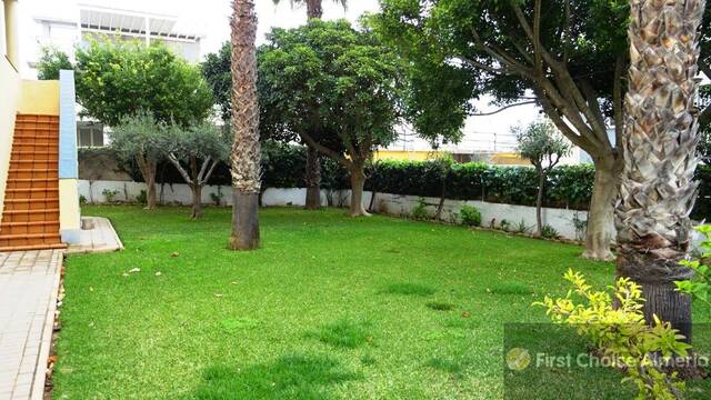 679-3048: Villa for Sale in Vera, Almería