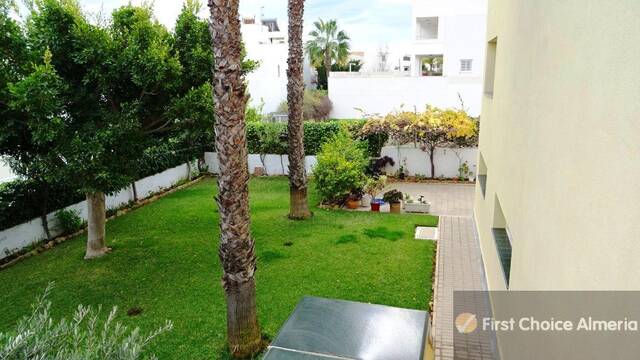 679-3048: Villa for Sale in Vera, Almería