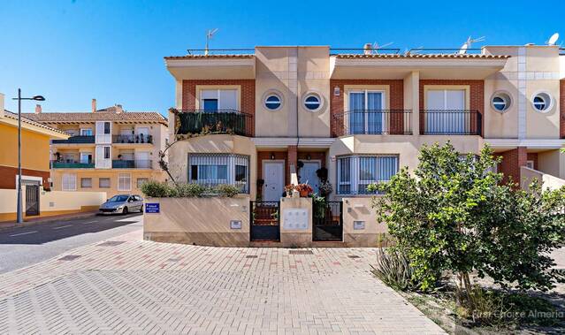 Town house in Cuevas del Almanzora, Almería