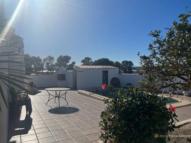 908-3248: Villa for Sale in Cuevas del Almanzora, Almería