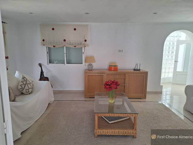 933-3287: Villa for Sale in Cuevas del Almanzora, Almería