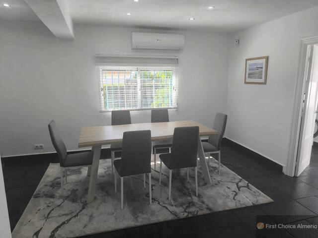 933-3287: Villa for Sale in Cuevas del Almanzora, Almería