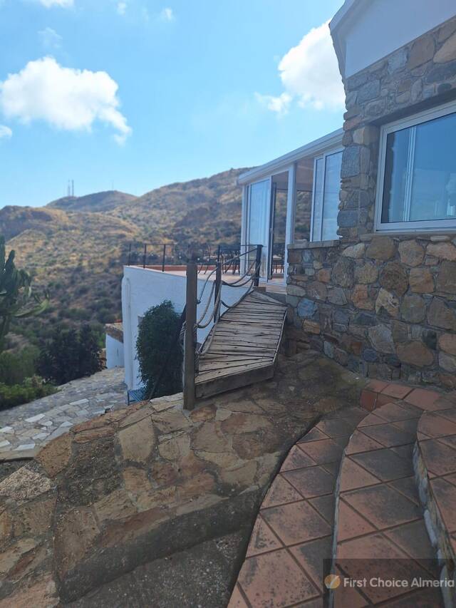 938-3293: Villa for Sale in Mojácar, Almería