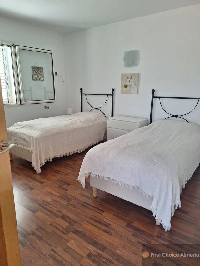938-3293: Villa for Sale in Mojácar, Almería