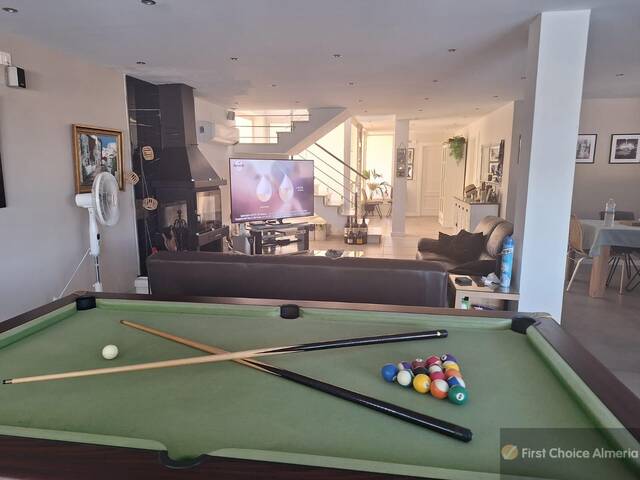 939-3294: Villa for Sale in Garrucha, Almería
