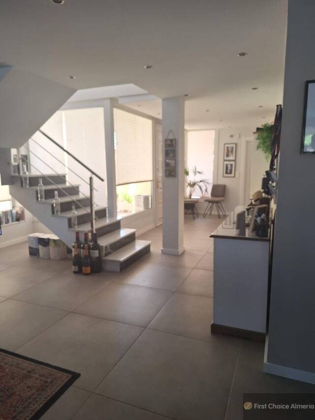 939-3294: Villa for Sale in Garrucha, Almería