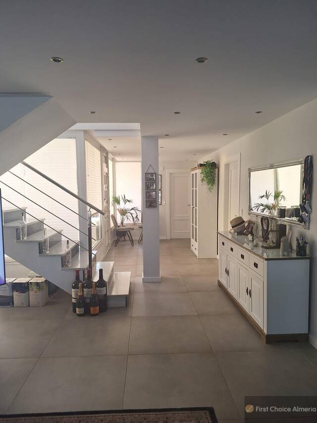 939-3294: Villa for Sale in Garrucha, Almería