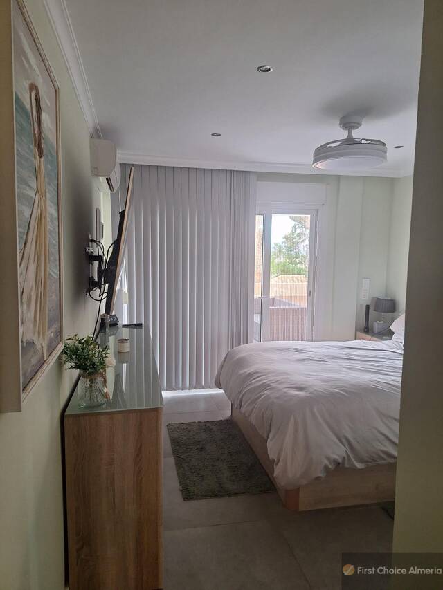 939-3294: Villa for Sale in Garrucha, Almería