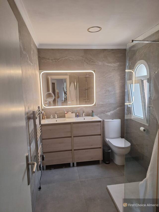 939-3294: Villa for Sale in Garrucha, Almería