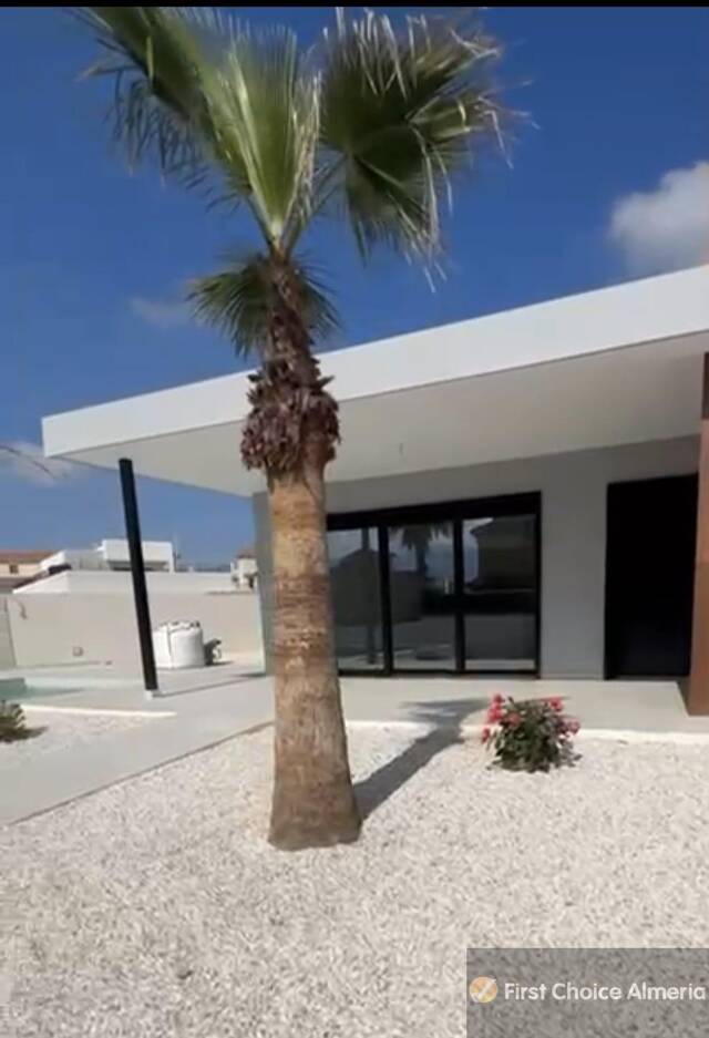 941-3289: Villa for Sale in Los Gallardos, Almería