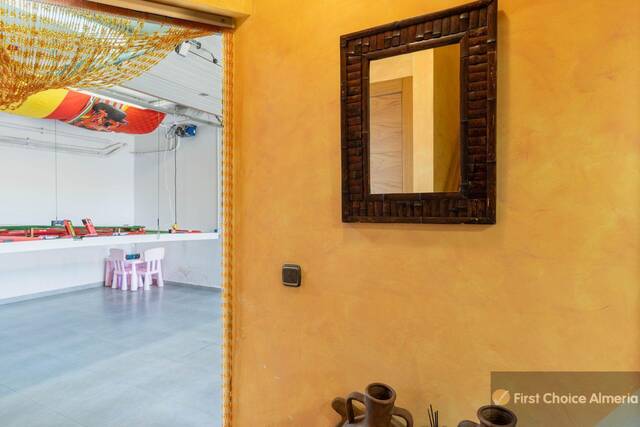 930-3279: Villa for Sale in Pulpi, Almería