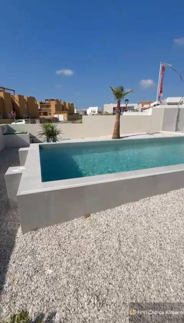 941-3289: Villa for Sale in Los Gallardos, Almería