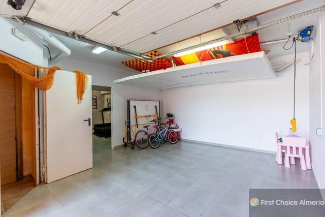 930-3279: Villa for Sale in Pulpi, Almería