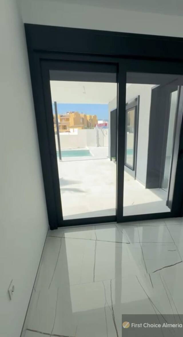 941-3289: Villa for Sale in Los Gallardos, Almería