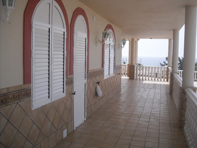 2403: Villa for Sale in Carboneras, Almería